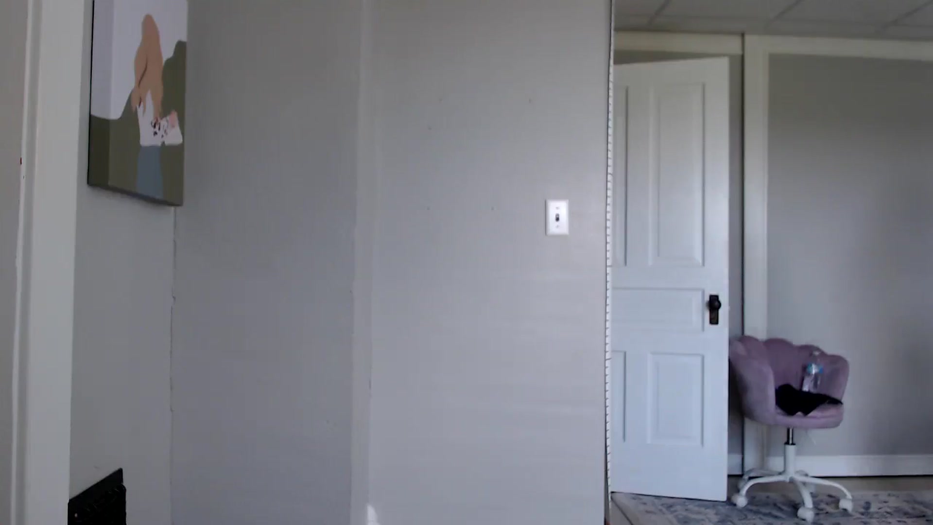 Gallery image thumbnail from FarmGirl__'s myfreecams stream on, 04/01/2025, 16:39 image 13 of 20