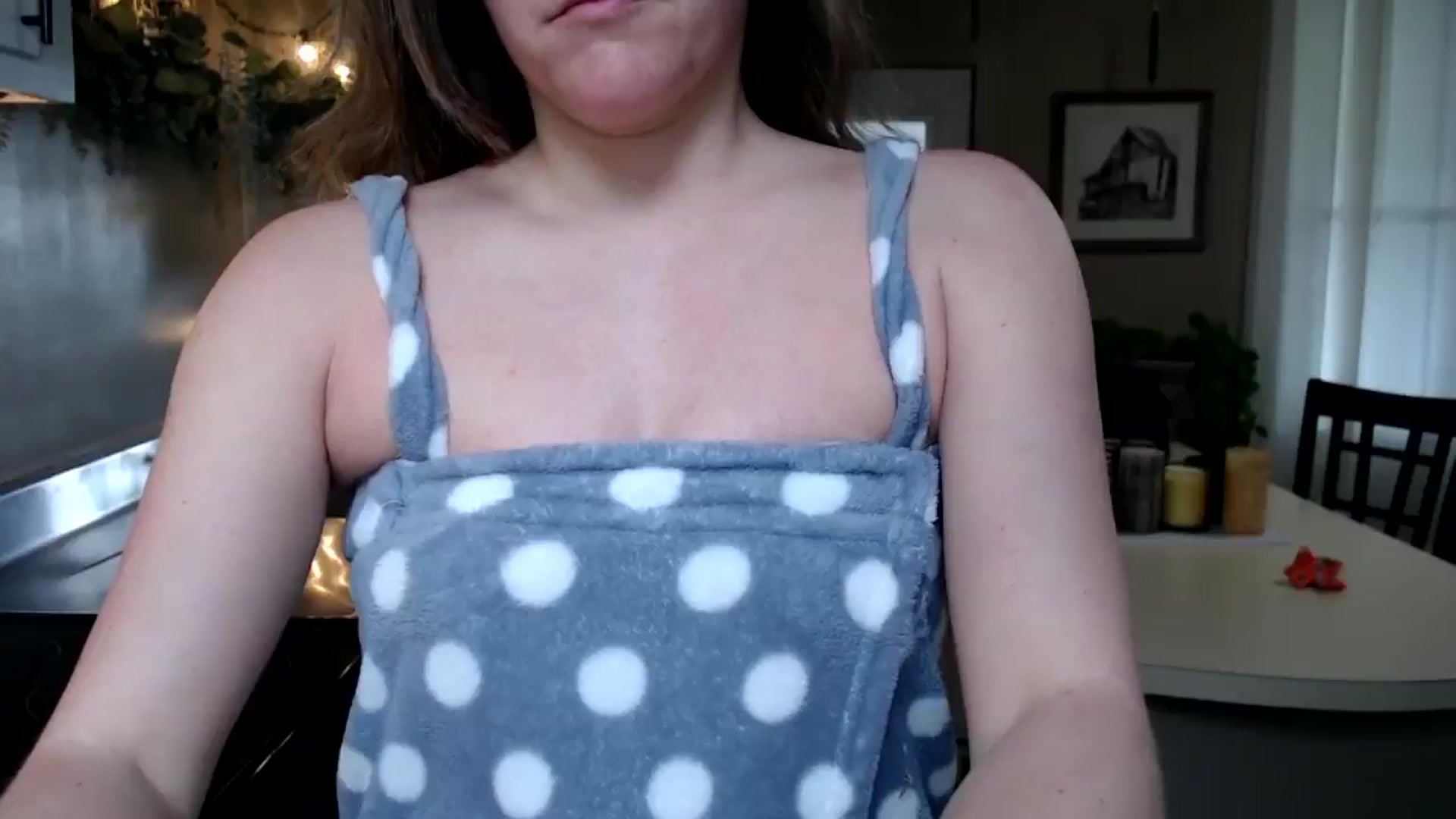 Gallery image thumbnail from FarmGirl__'s myfreecams stream on, 04/02/2025, 15:46 image 1 of 20
