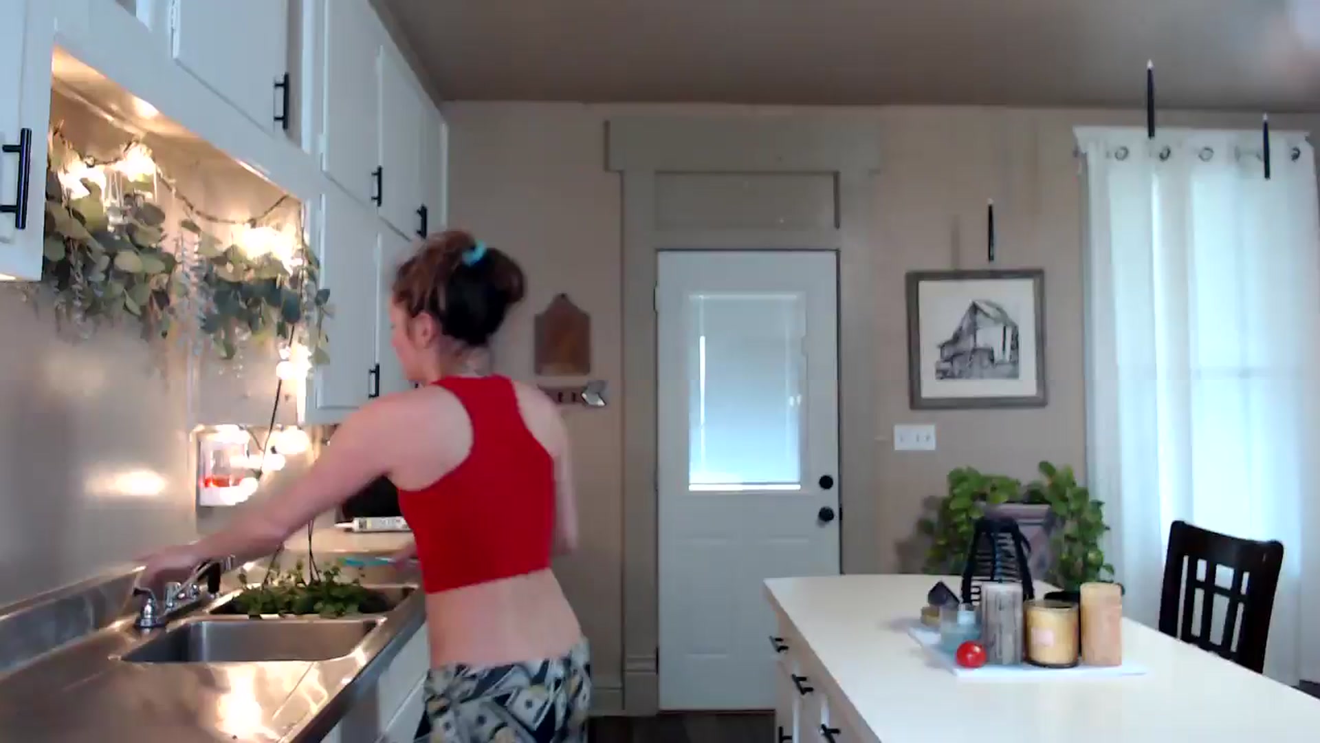 Gallery image thumbnail from FarmGirl__'s myfreecams stream on, 04/03/2025, 14:25 image 4 of 20