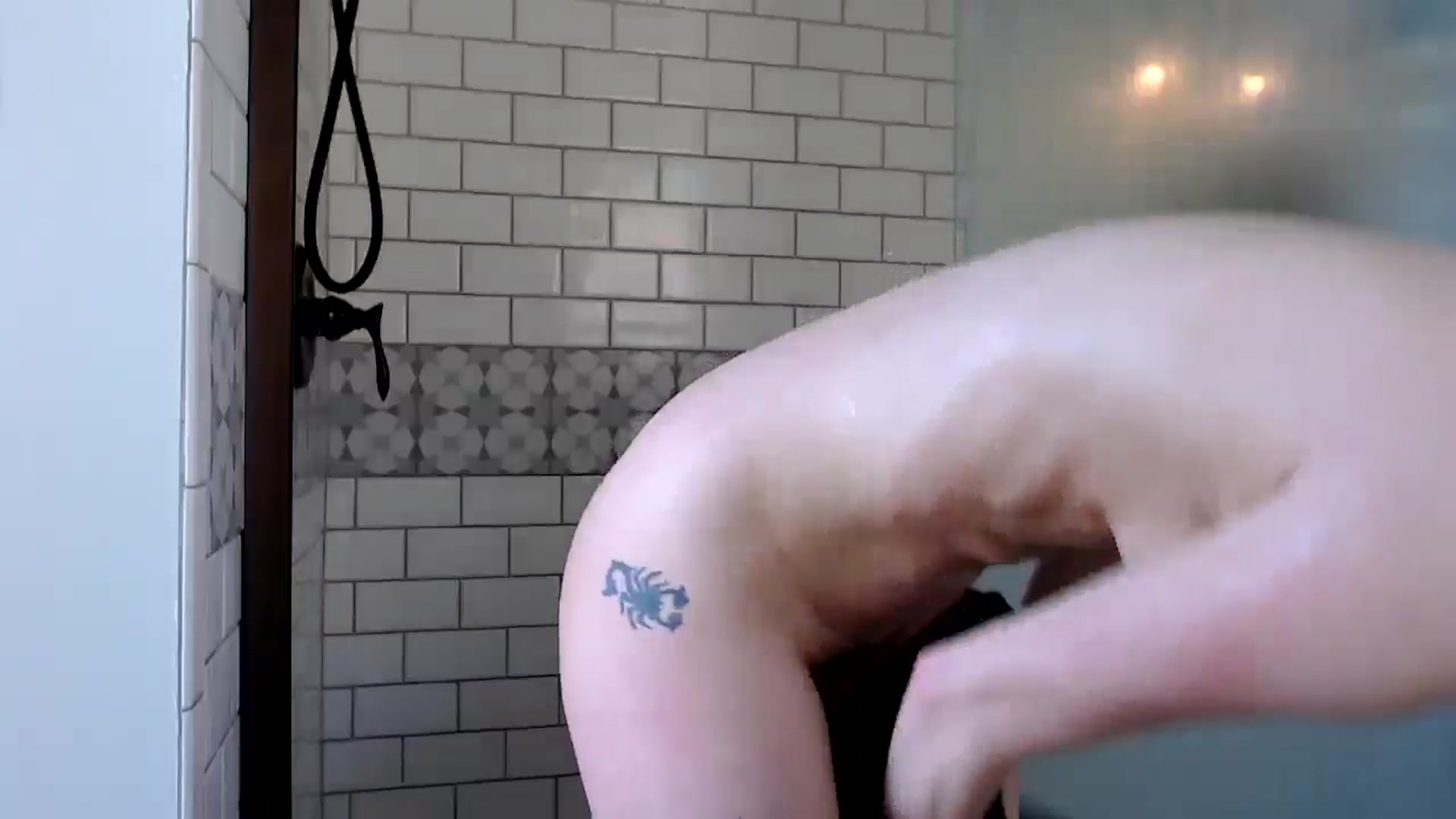 Gallery image thumbnail from FarmGirl__'s myfreecams stream on, 04/07/2025, 13:52 image 10 of 20