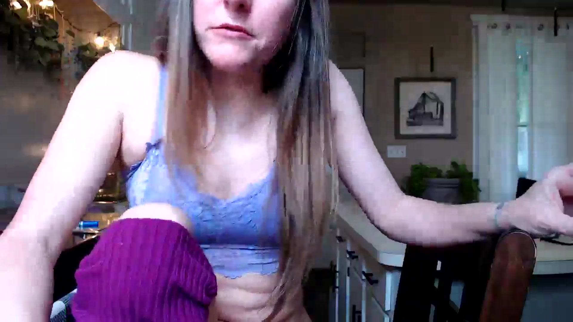 Gallery image thumbnail from FarmGirl__'s myfreecams stream on, 04/07/2025, 21:20 image 15 of 20