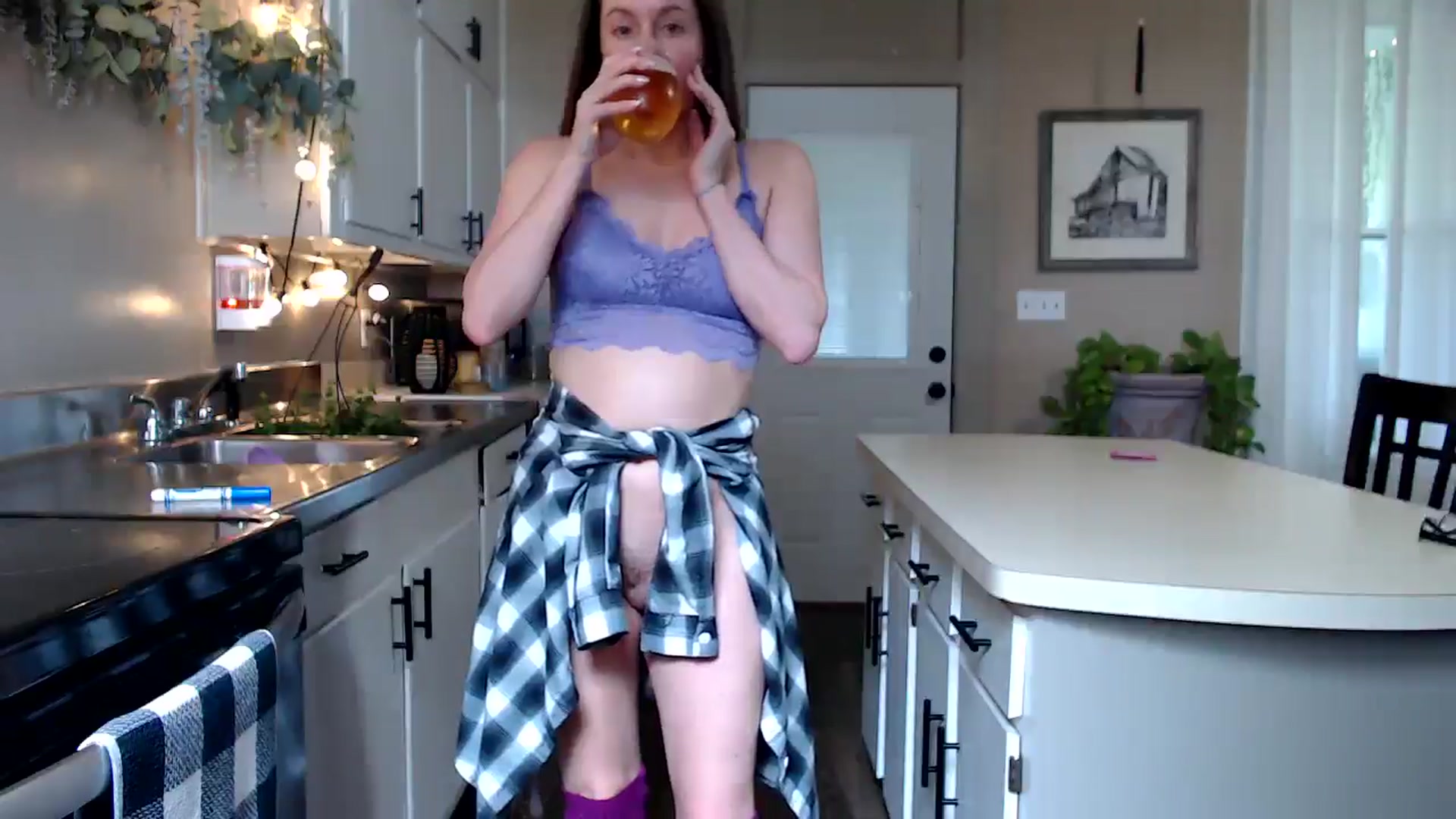 Gallery image thumbnail from FarmGirl__'s myfreecams stream on, 04/07/2025, 21:20 image 5 of 20