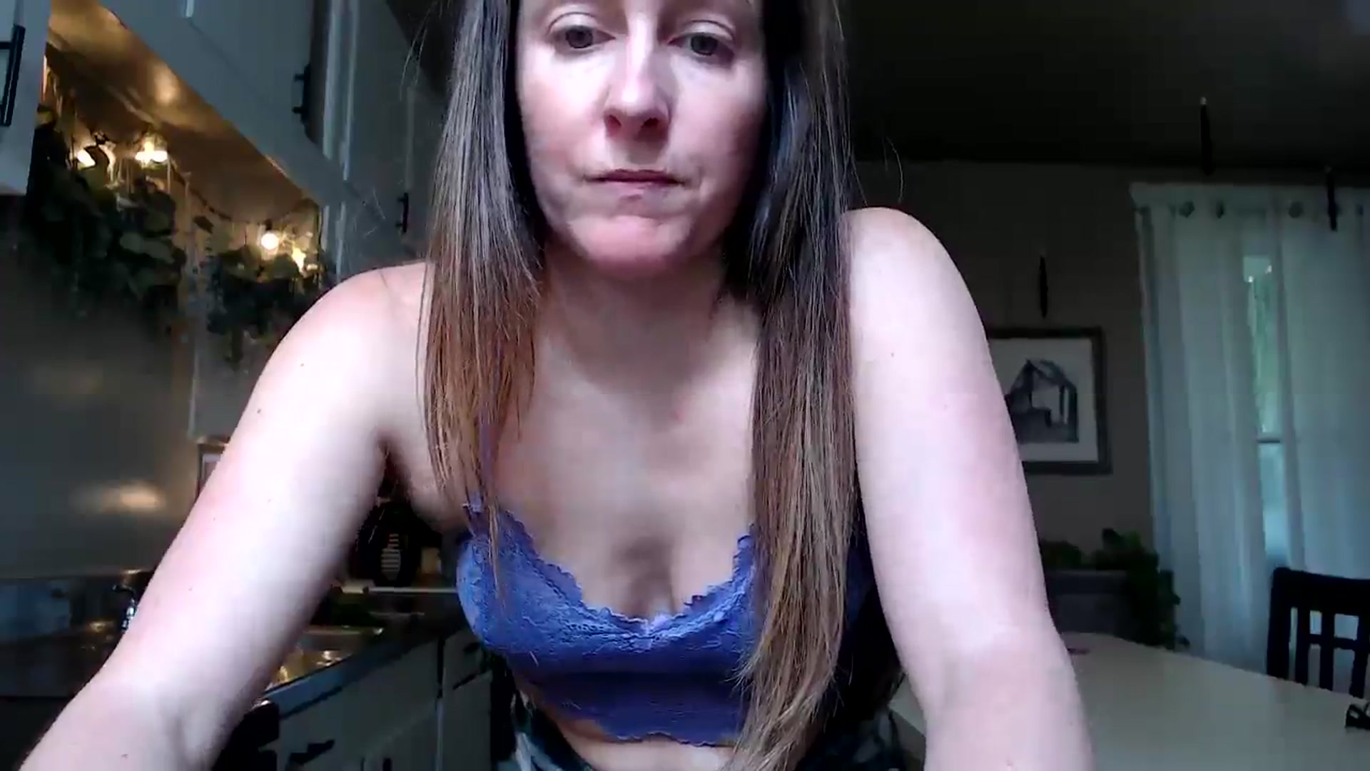 Gallery image thumbnail from FarmGirl__'s myfreecams stream on, 04/07/2025, 21:20 image 4 of 20