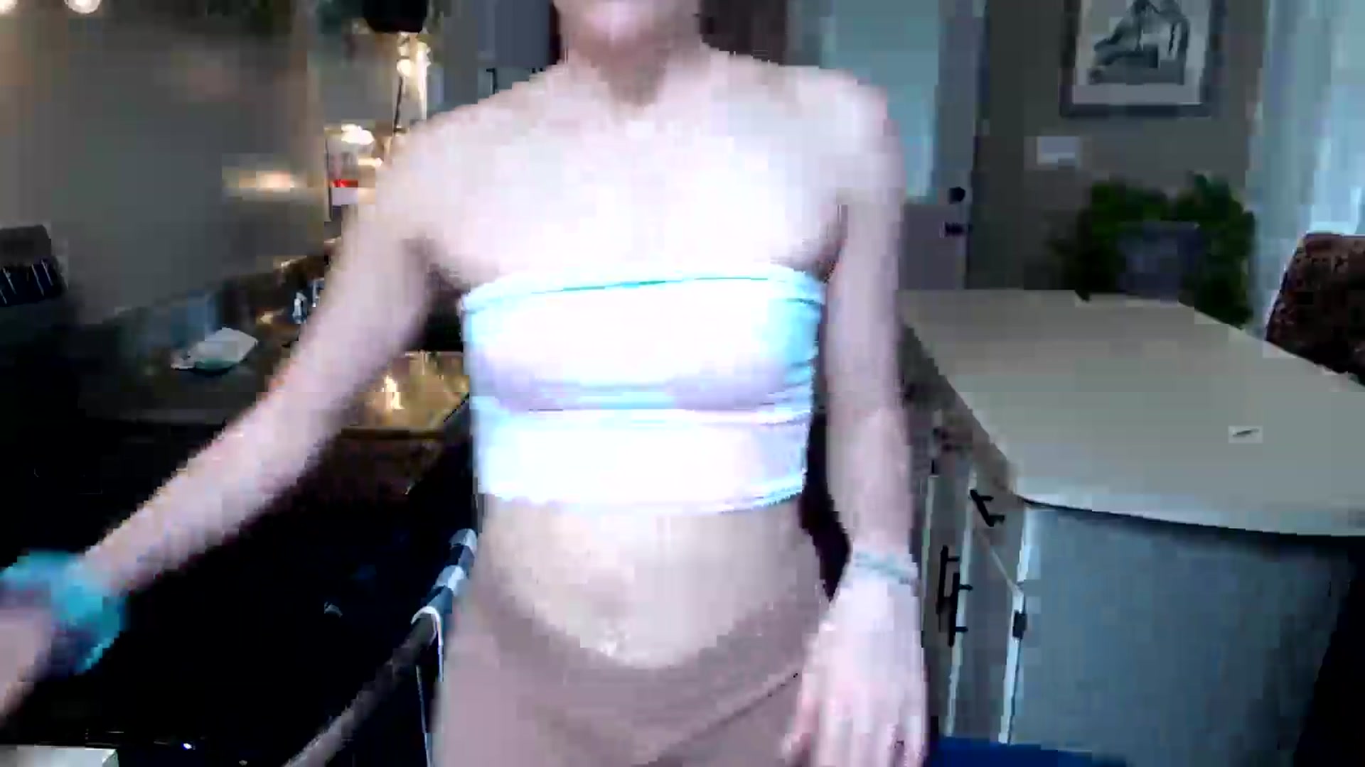 Gallery image thumbnail from FarmGirl__'s myfreecams stream on, 04/12/2025, 19:16 image 11 of 20