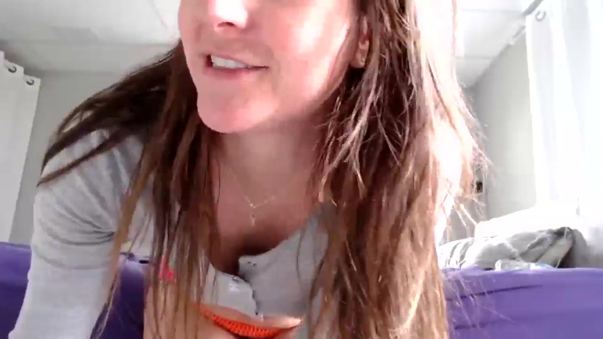 Gallery image thumbnail from FarmGirl__'s myfreecams stream on, 05/13/2025, 15:49 image 8 of 20