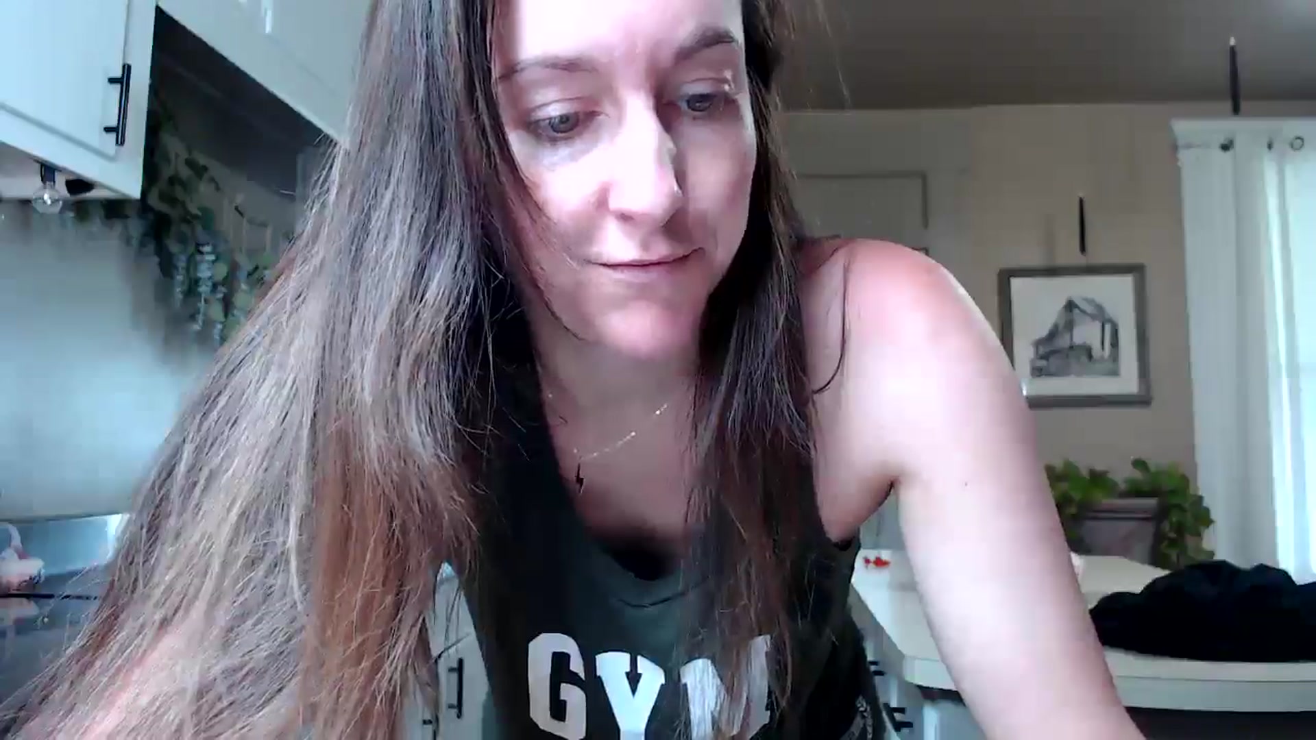 Gallery image thumbnail from FarmGirl__'s myfreecams stream on, 05/16/2025, 15:05 image 16 of 20