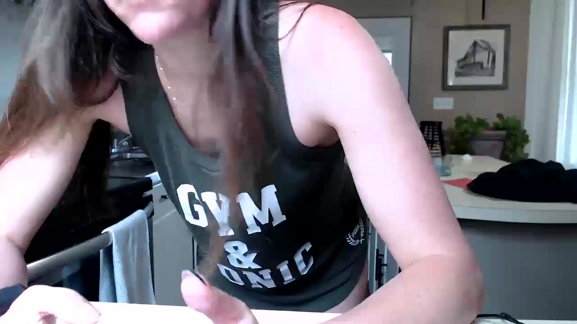 Gallery image thumbnail from FarmGirl__'s myfreecams stream on, 05/16/2025, 15:05 image 14 of 20