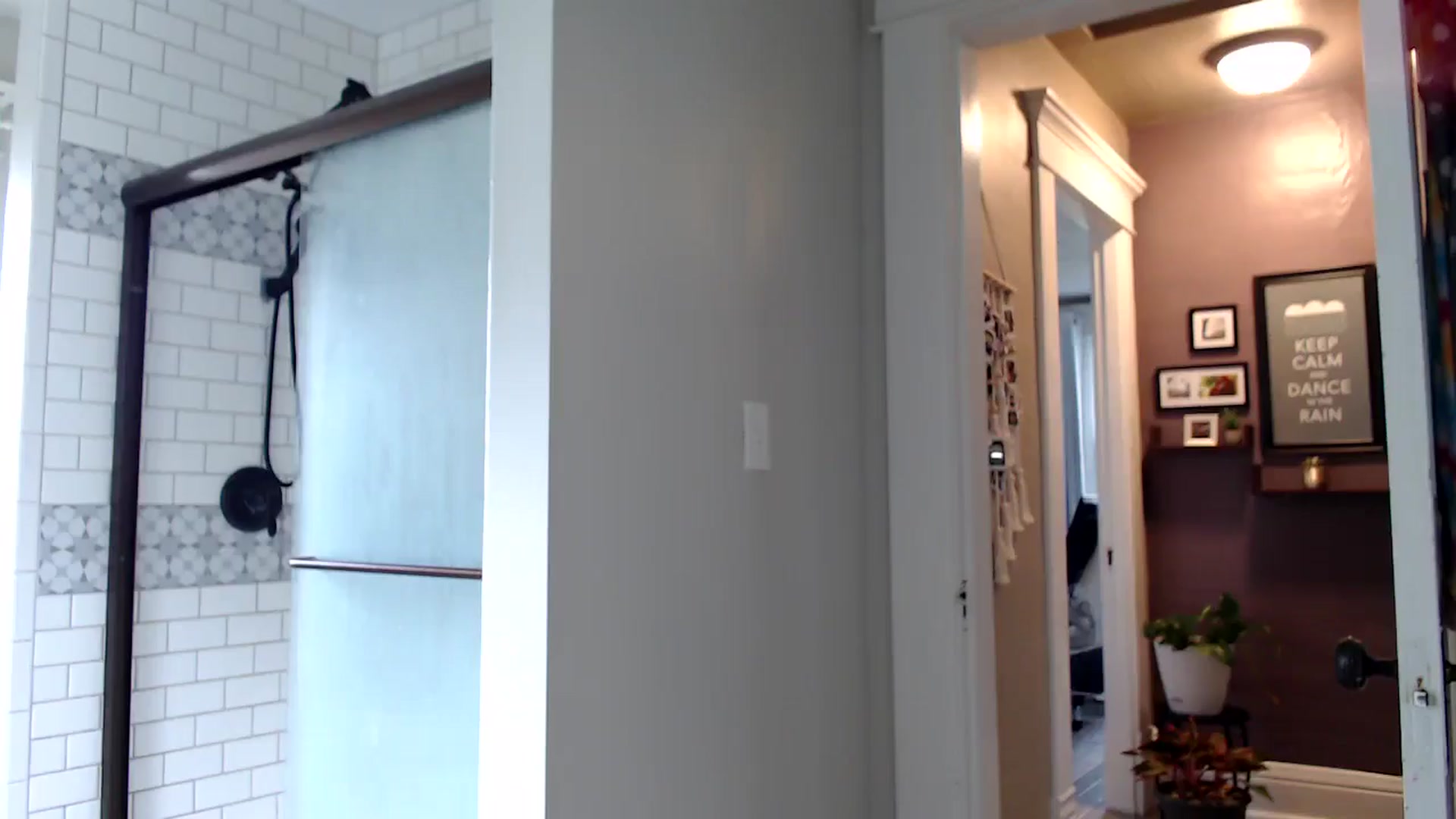 Gallery image thumbnail from FarmGirl__'s myfreecams stream on, 05/21/2025, 15:09 image 13 of 20