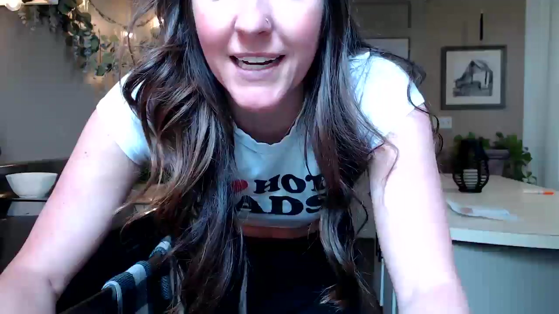 Gallery image thumbnail from FarmGirl__'s myfreecams stream on, 06/01/2025, 19:32 image 1 of 20