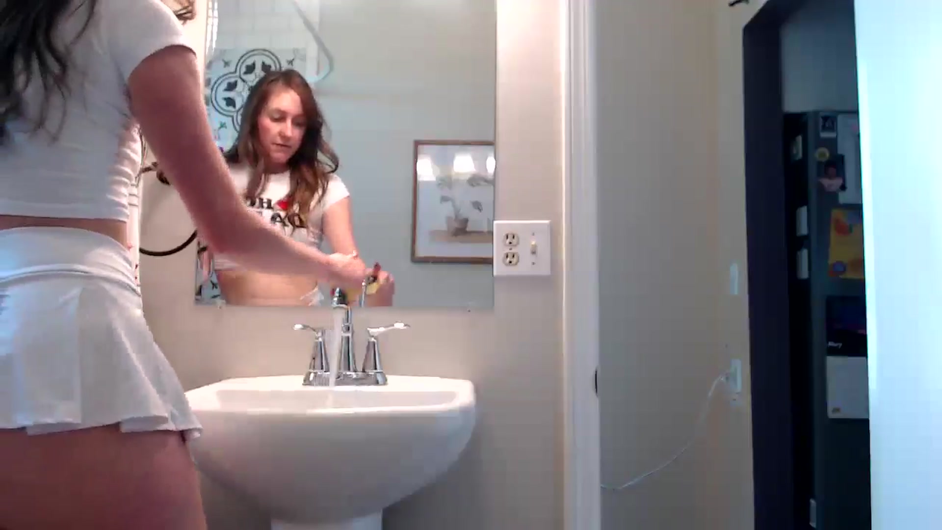 Gallery image thumbnail from FarmGirl__'s myfreecams stream on, 06/02/2025, 16:31 image 15 of 20