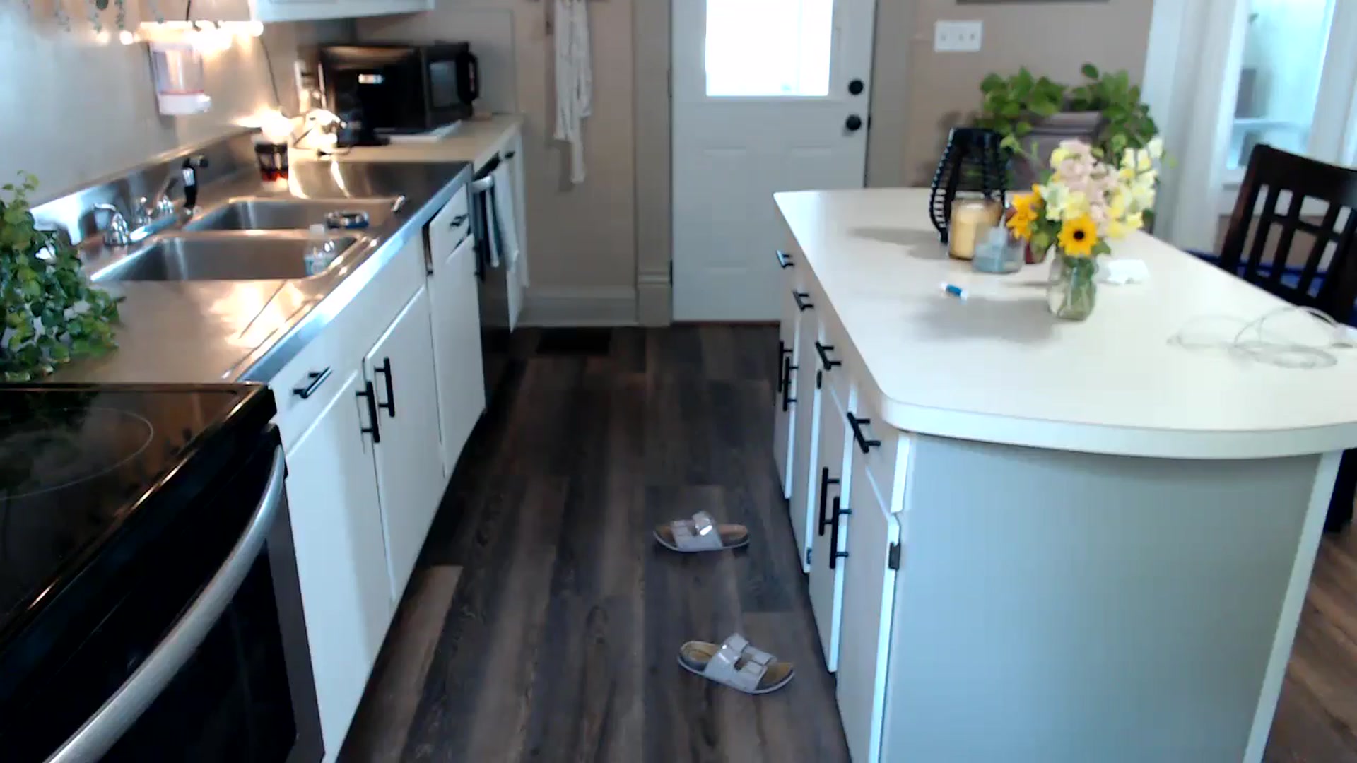 Gallery image thumbnail from FarmGirl__'s myfreecams stream on, 06/04/2025, 17:47 image 19 of 20