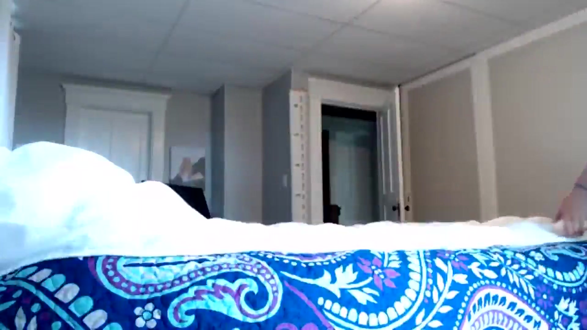 Gallery image thumbnail from FarmGirl__'s myfreecams stream on, 06/08/2025, 18:50 image 20 of 20