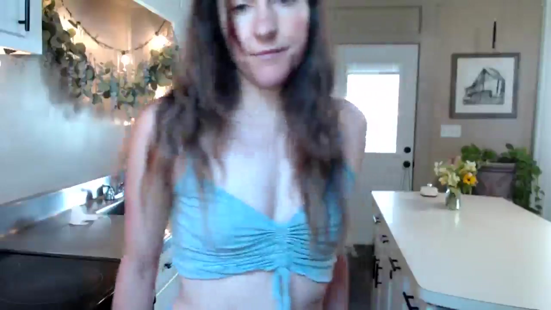 Gallery image thumbnail from FarmGirl__'s myfreecams stream on, 06/10/2025, 15:09 image 8 of 20