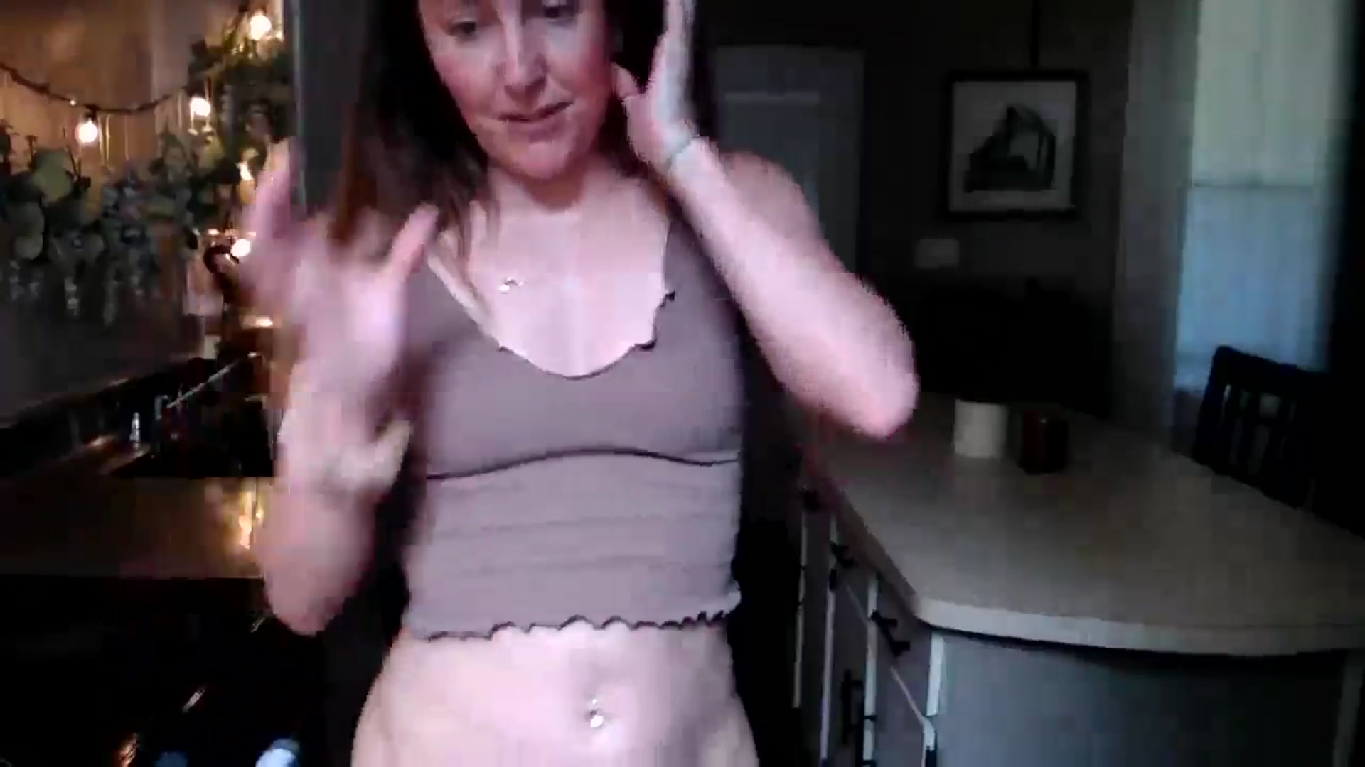 Gallery image thumbnail from FarmGirl__'s myfreecams stream on, 07/02/2025, 19:46 image 8 of 20