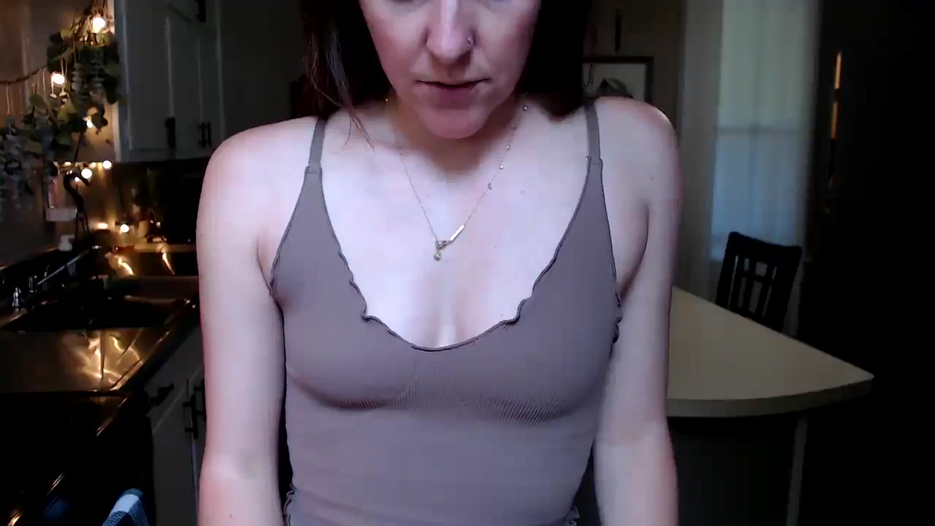 Gallery image thumbnail from FarmGirl__'s myfreecams stream on, 07/02/2025, 19:46 image 17 of 20