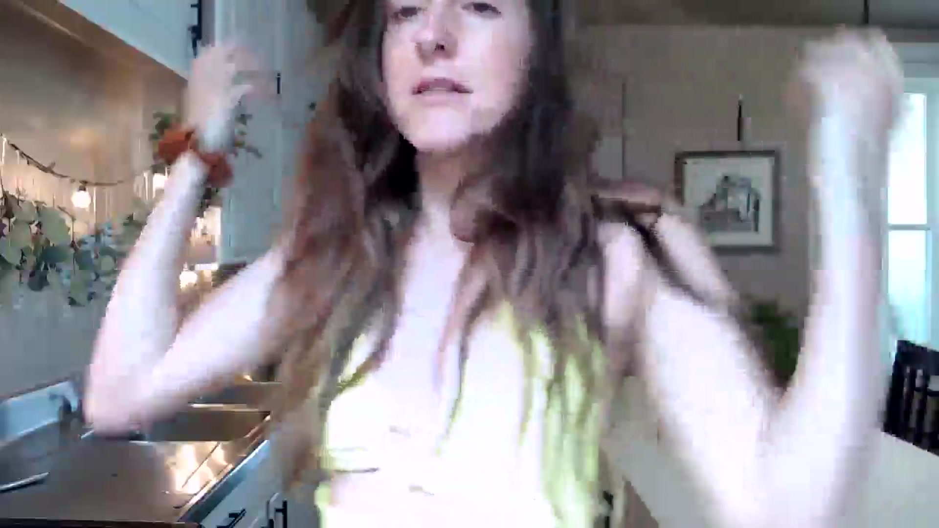 Gallery image thumbnail from FarmGirl__'s myfreecams stream on, 07/10/2025, 15:50 image 8 of 20