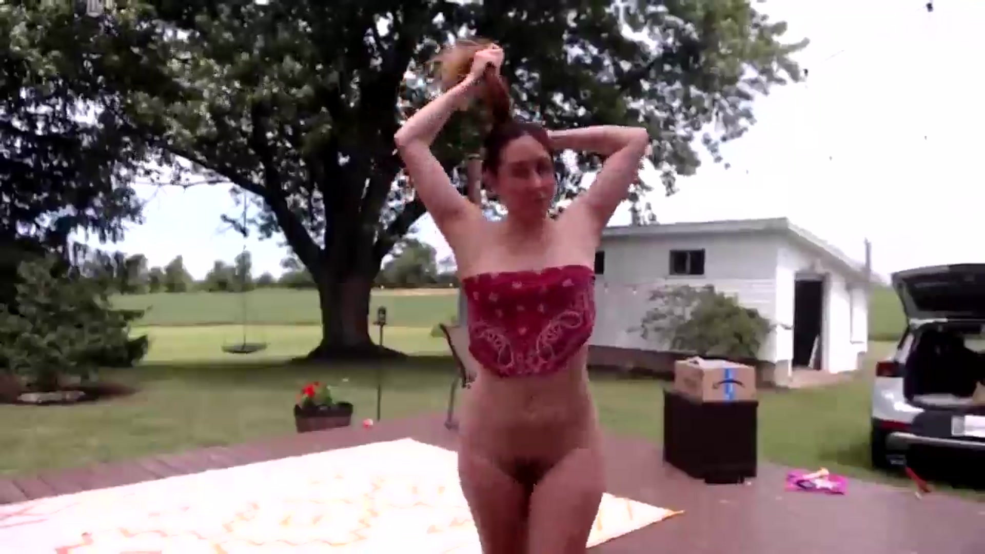 Gallery image thumbnail from FarmGirl__'s myfreecams stream on, 07/16/2025, 16:39 image 15 of 20