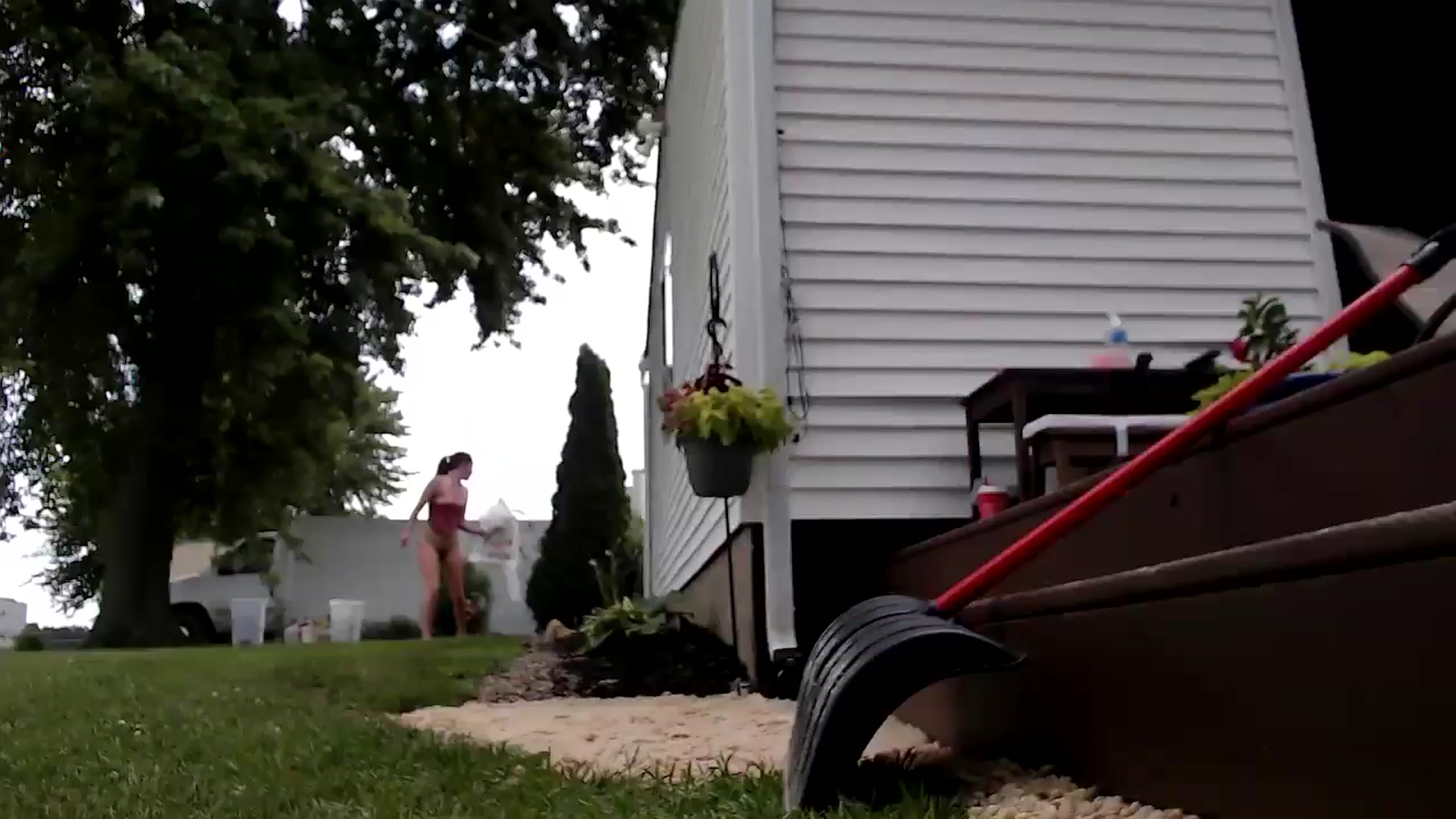 Gallery image thumbnail from FarmGirl__'s myfreecams stream on, 07/16/2025, 16:39 image 17 of 20