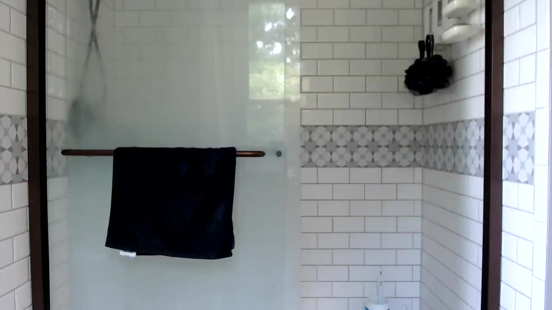 Gallery image thumbnail from FarmGirl__'s myfreecams stream on, 07/29/2025, 18:09 image 9 of 20