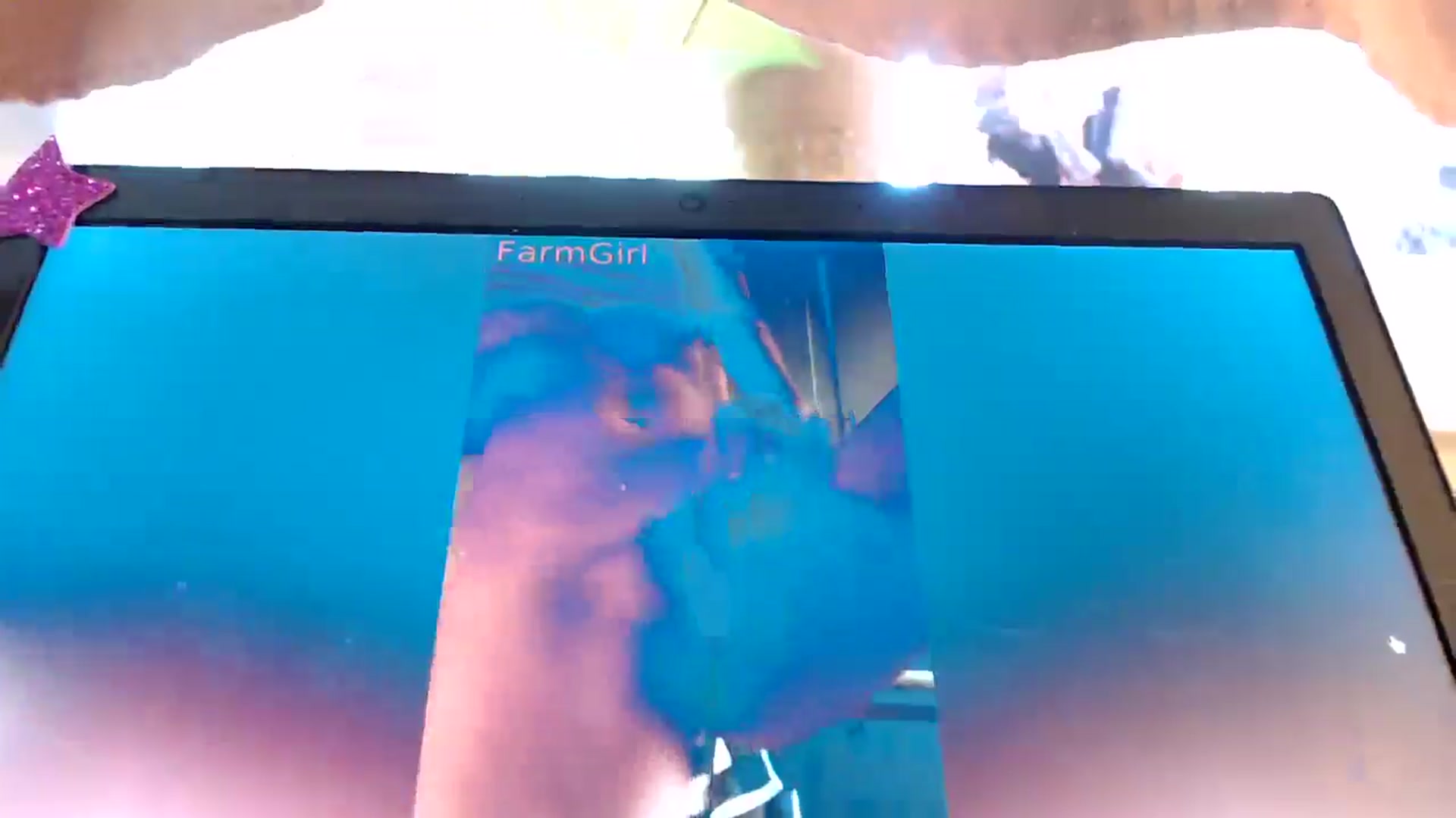 Gallery image thumbnail from FarmGirl__'s myfreecams stream on, 09/01/2025, 17:48 image 15 of 20