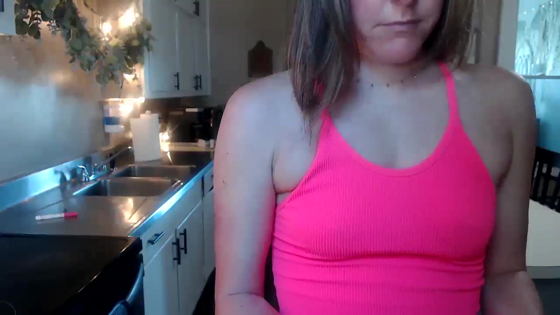 Gallery image thumbnail from FarmGirl__'s myfreecams stream on, 10/01/2025, 16:03 image 9 of 20
