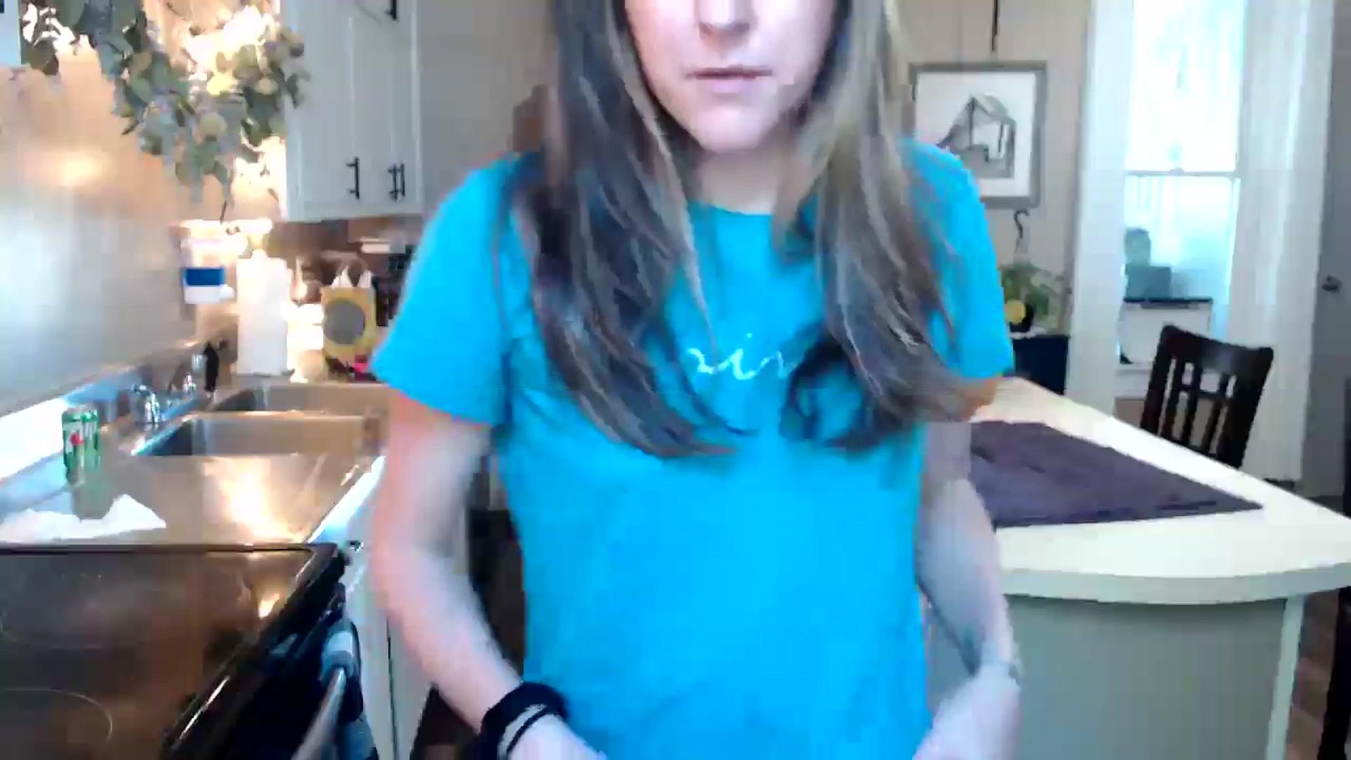 Gallery image thumbnail from FarmGirl__'s myfreecams stream on, 10/13/2025, 16:01 image 18 of 20