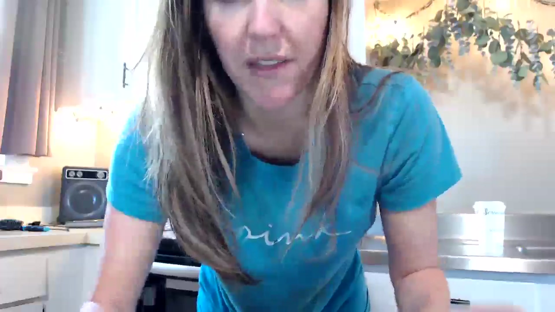 Gallery image thumbnail from FarmGirl__'s myfreecams stream on, 10/13/2025, 16:01 image 11 of 20