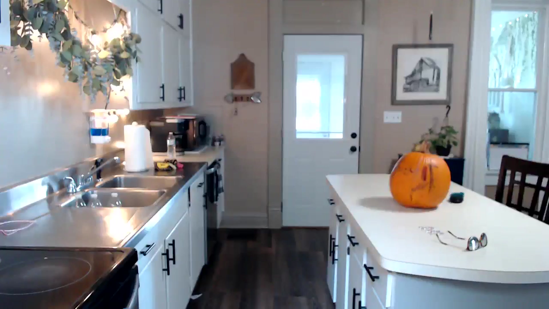 Gallery image thumbnail from FarmGirl__'s myfreecams stream on, 10/22/2025, 15:33 image 5 of 20
