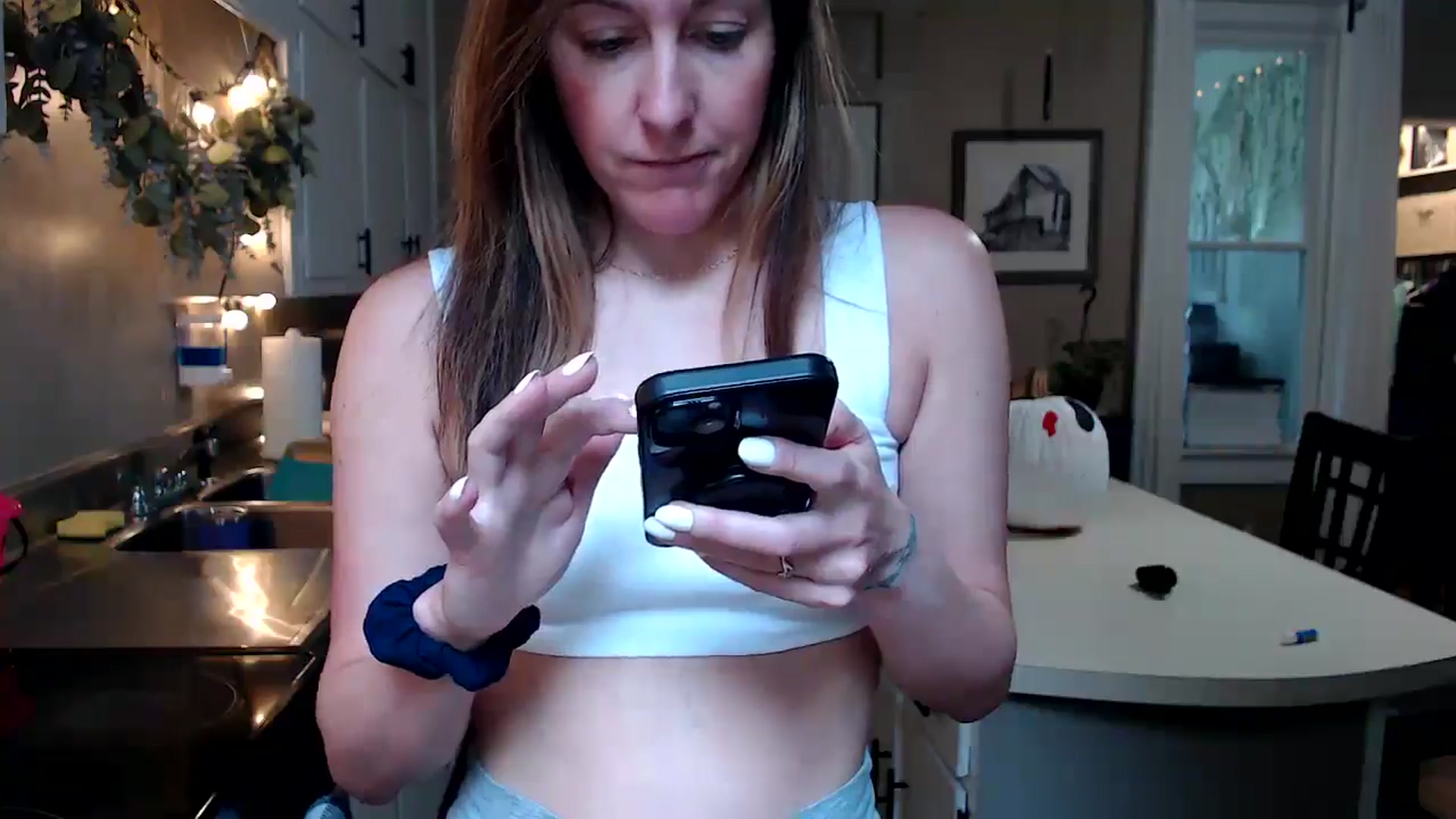 Gallery image thumbnail from FarmGirl__'s myfreecams stream on, 10/29/2025, 14:38 image 19 of 20