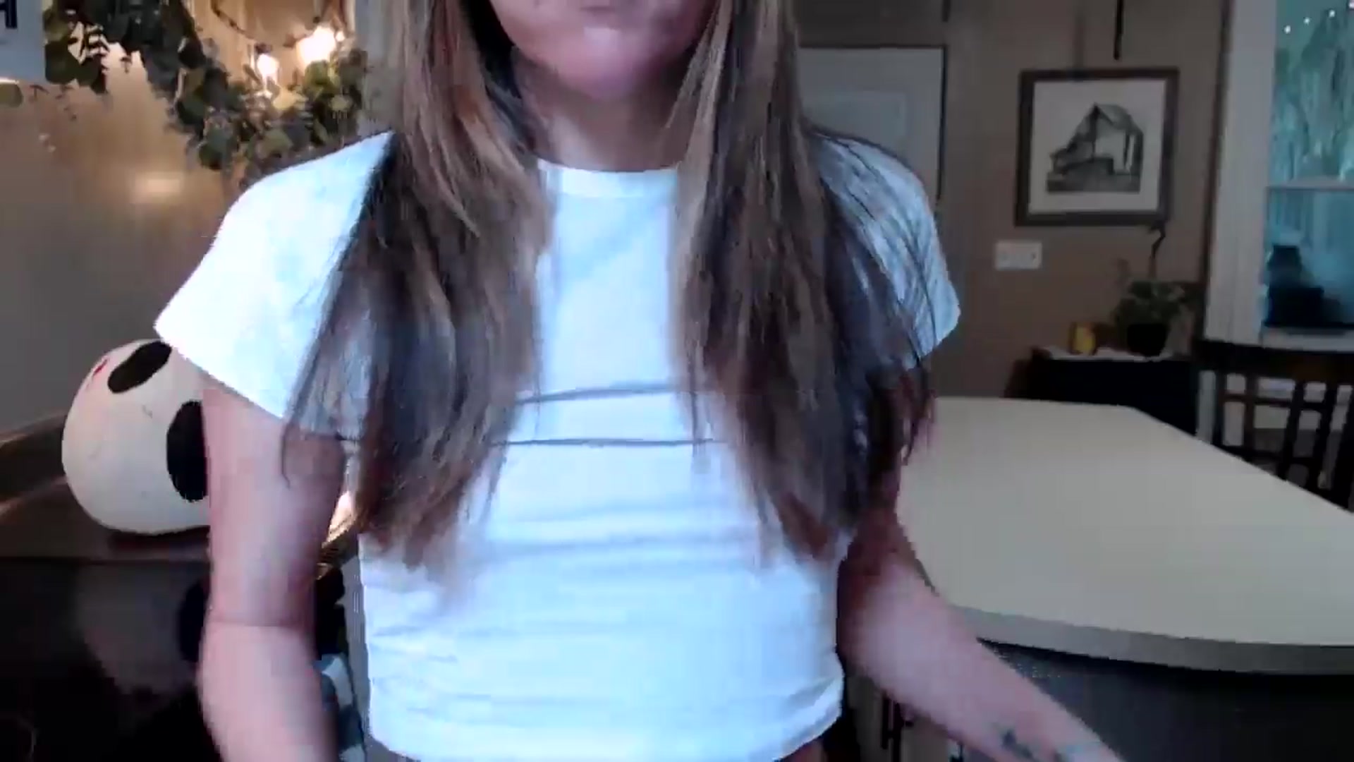 Gallery image thumbnail from FarmGirl__'s myfreecams stream on, 10/30/2025, 16:58 image 6 of 20