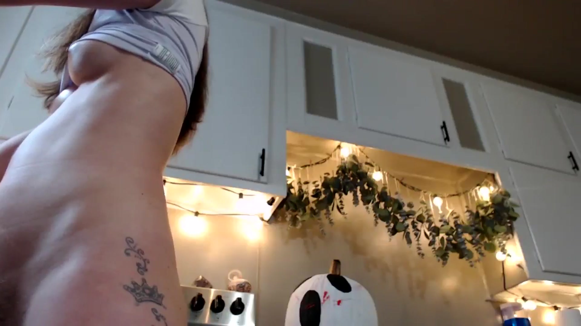 Gallery image thumbnail from FarmGirl__'s myfreecams stream on, 10/30/2025, 16:58 image 2 of 20