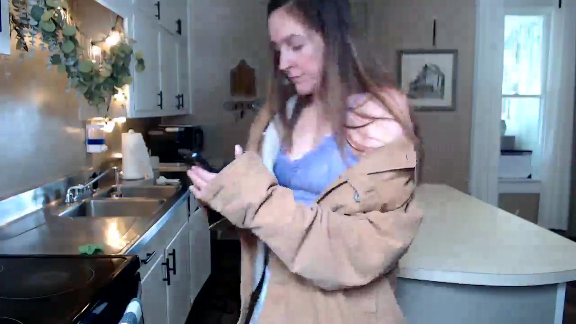 Gallery image thumbnail from FarmGirl__'s myfreecams stream on, 01/03/2026, 17:21 image 19 of 20
