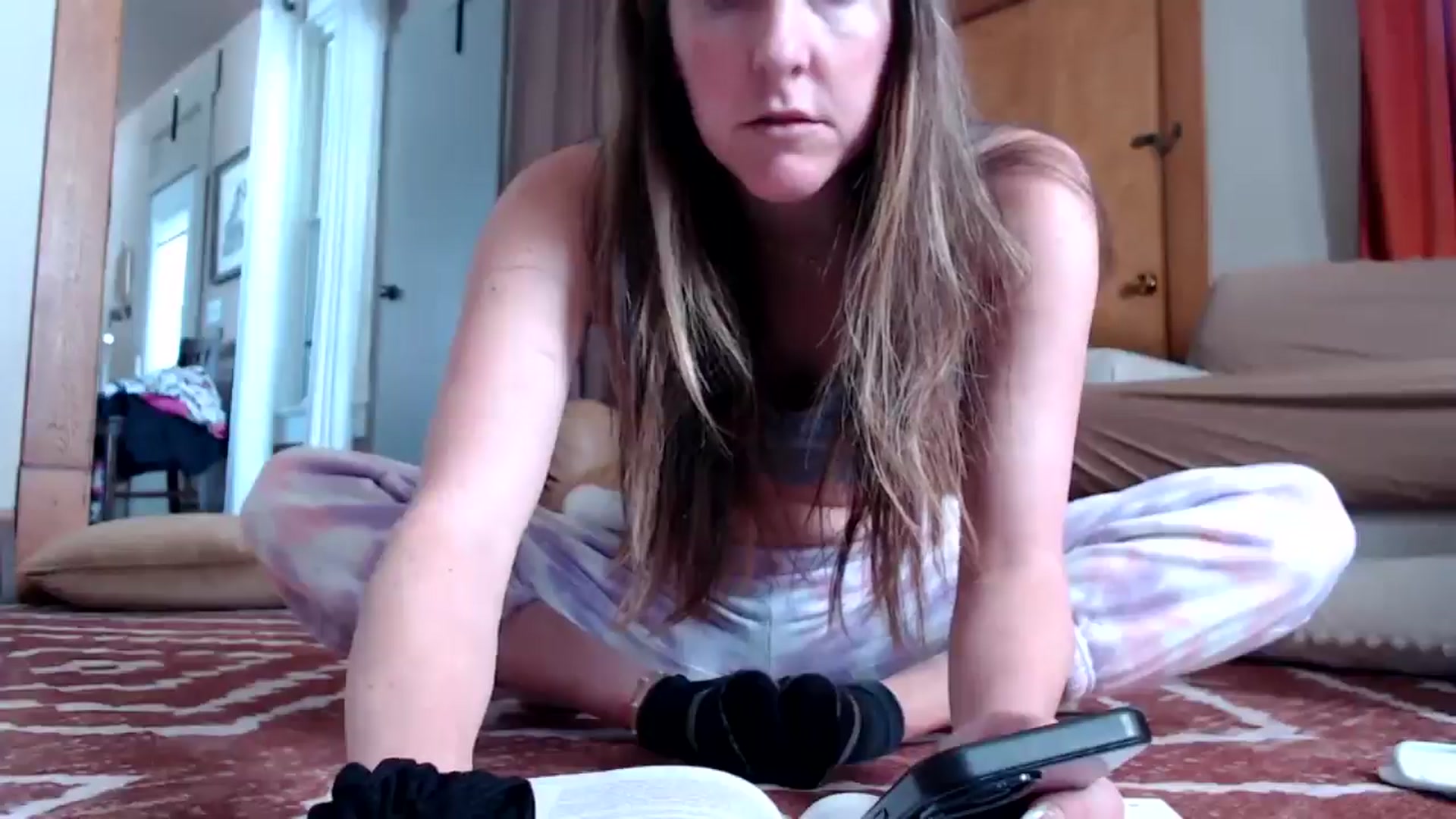 Gallery image thumbnail from FarmGirl__'s myfreecams stream on, 01/28/2026, 18:30 image 17 of 20