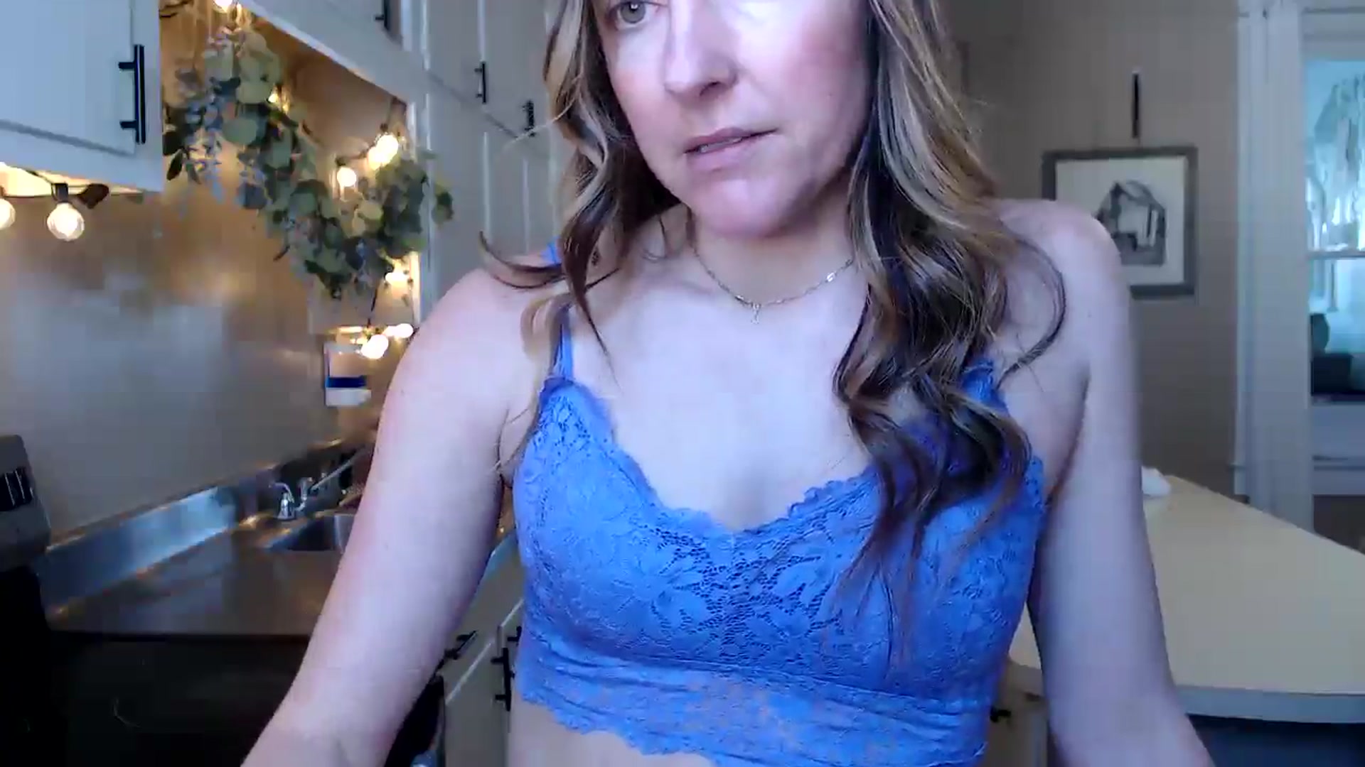 Gallery image thumbnail from FarmGirl__'s myfreecams stream on, 02/01/2026, 21:07 image 13 of 20