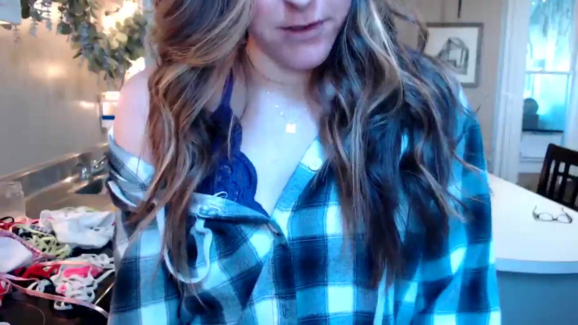 Gallery image thumbnail from FarmGirl__'s myfreecams stream on, 03/01/2026, 22:58 image 7 of 20