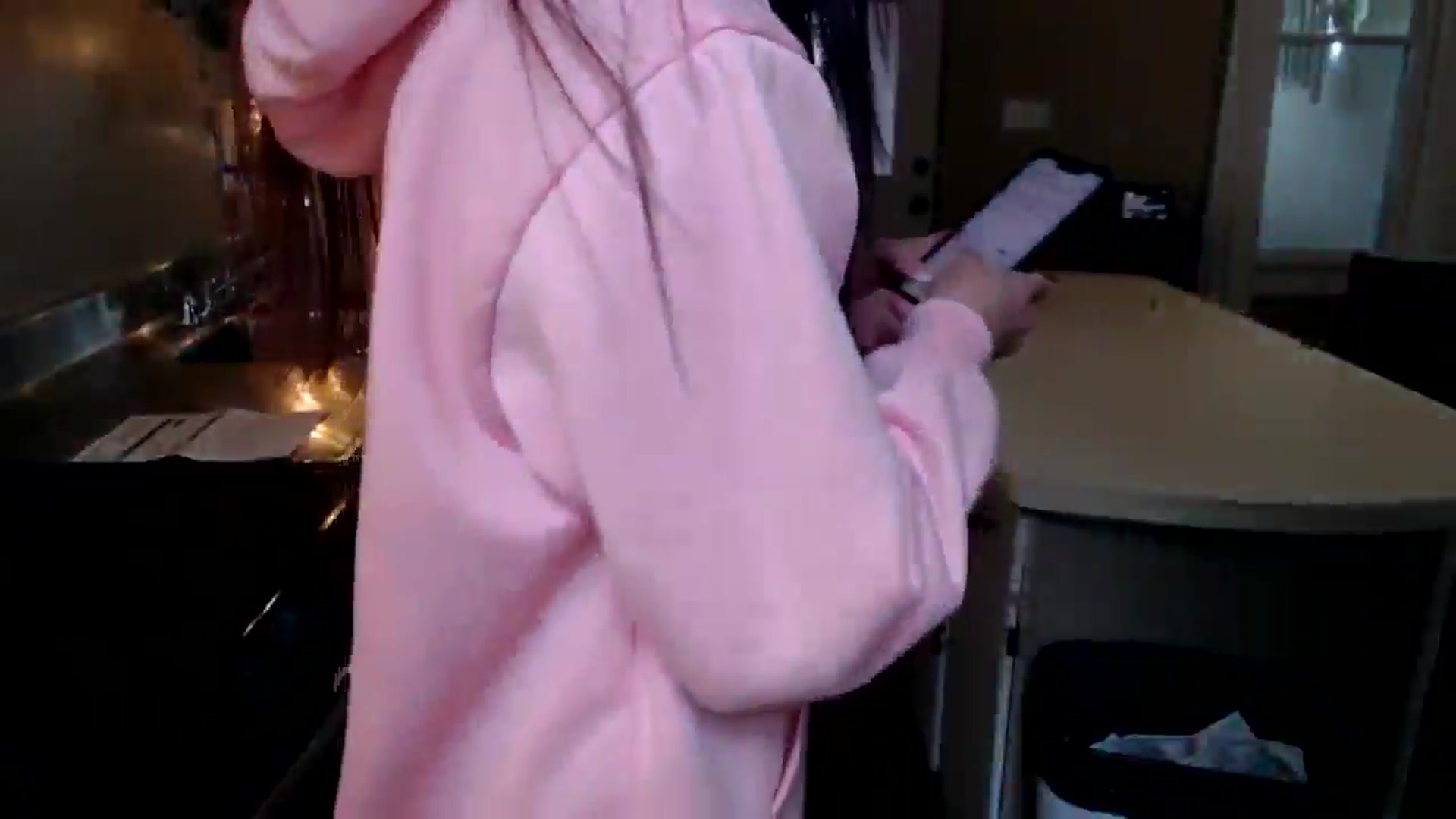 Gallery image thumbnail from FarmGirl__'s myfreecams stream on, 05/05/2026, 14:57 image 2 of 20