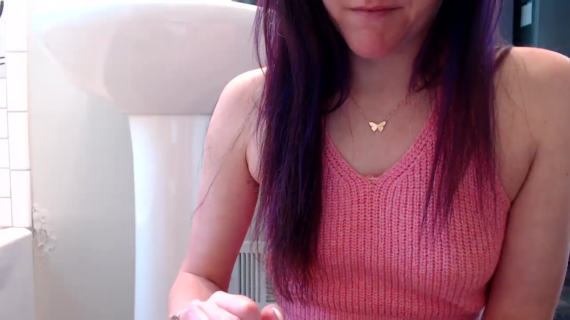 Gallery image thumbnail from FarmGirl__'s myfreecams stream on, 05/06/2026, 16:47 image 19 of 20