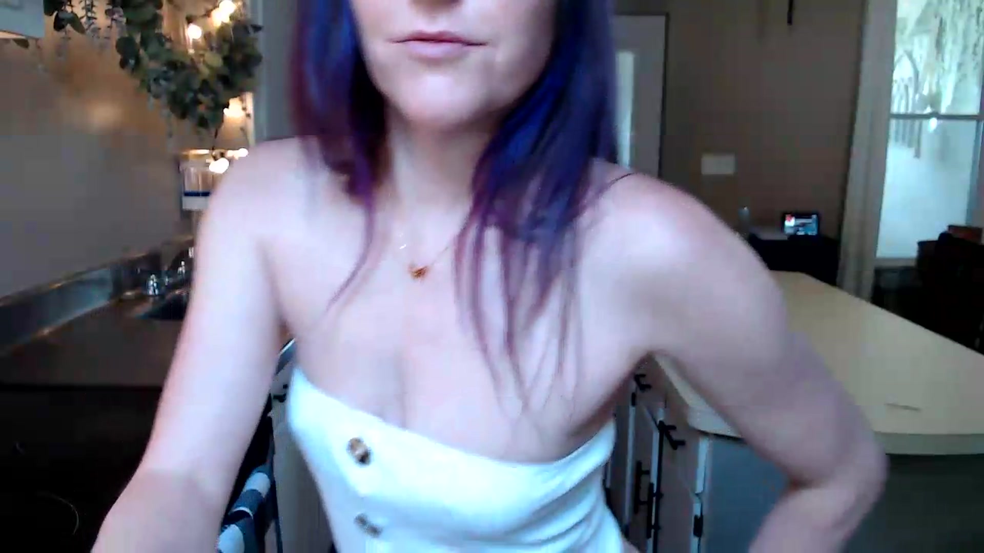 Gallery image thumbnail from FarmGirl__'s myfreecams stream on, 05/09/2026, 17:22 image 14 of 20