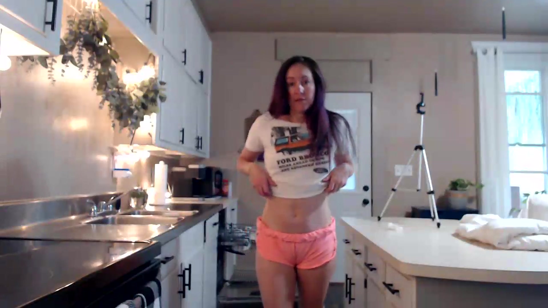 Gallery image thumbnail from FarmGirl__'s myfreecams stream on, 06/28/2026, 15:56 image 7 of 20