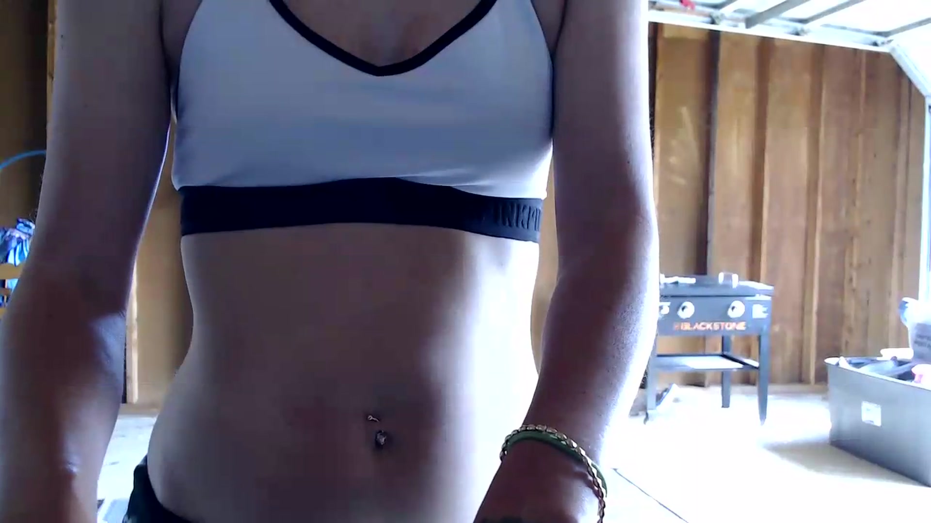 Gallery image thumbnail from FarmGirl__'s myfreecams stream on, 08/13/2026, 15:03 image 4 of 20