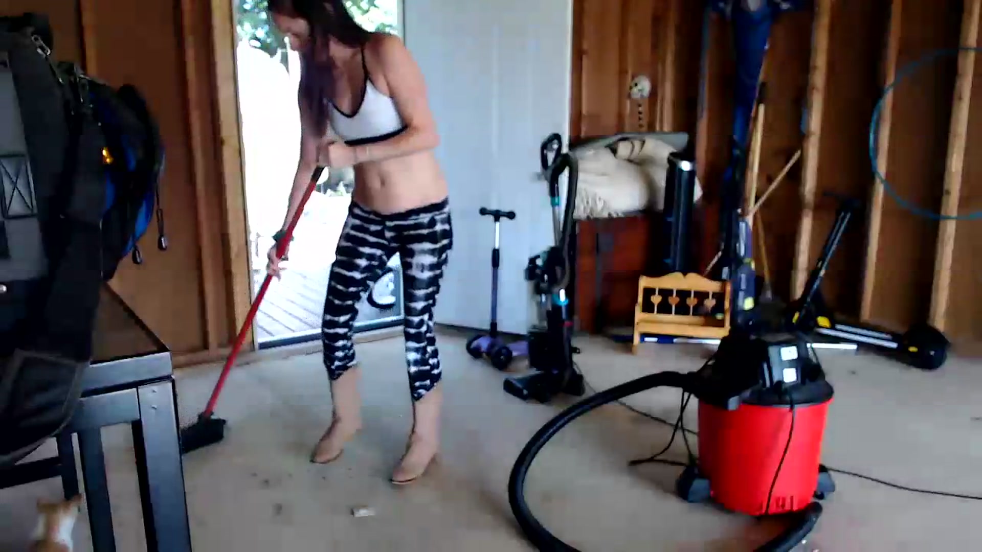 Gallery image thumbnail from FarmGirl__'s myfreecams stream on, 08/13/2026, 15:03 image 16 of 20