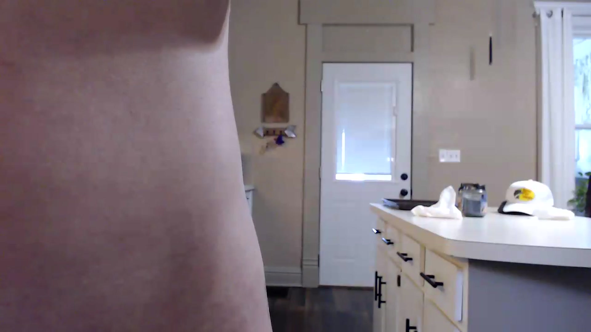 Gallery image thumbnail from FarmGirl__'s myfreecams stream on, 08/17/2026, 15:35 image 18 of 20