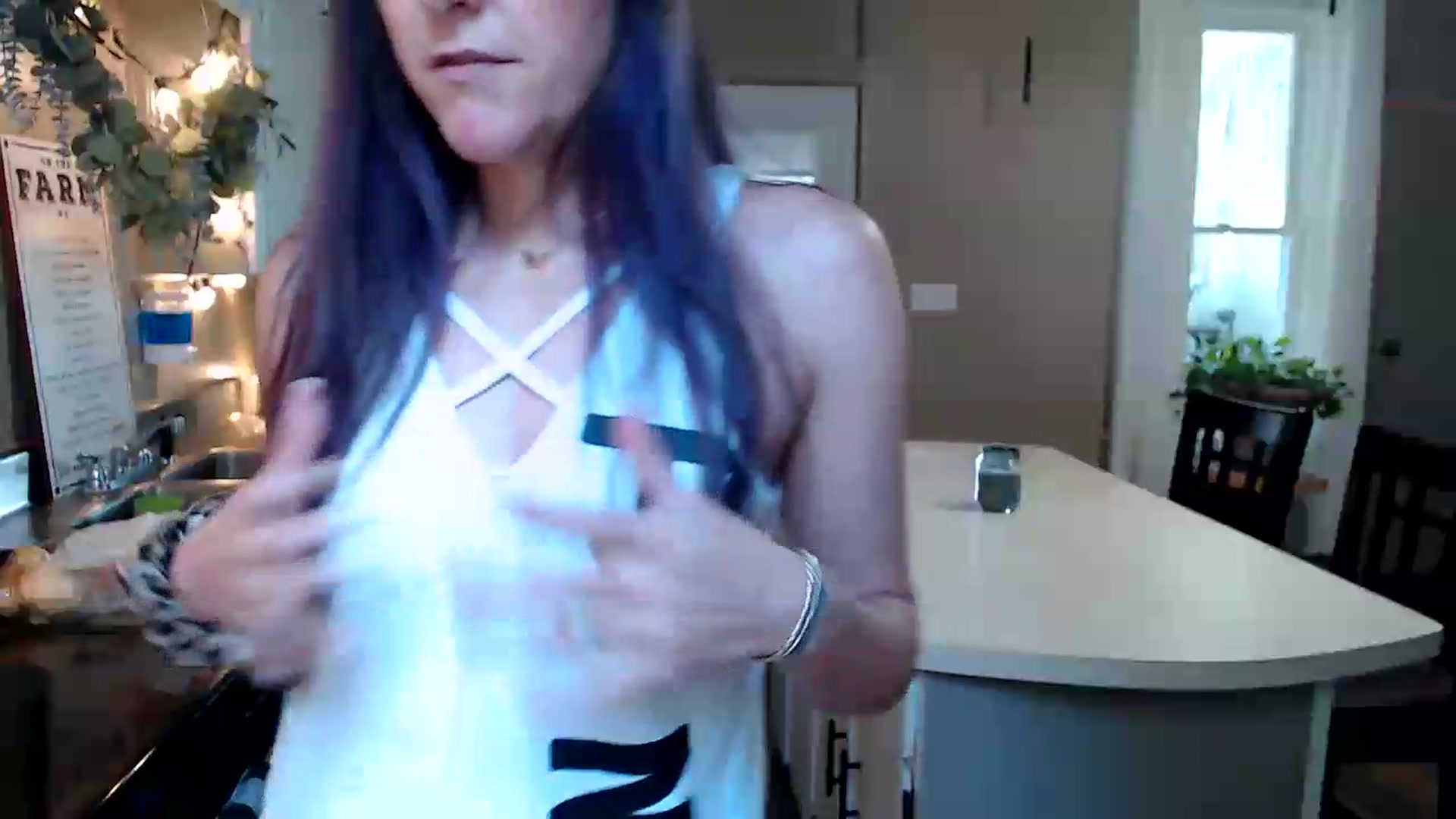 Gallery image thumbnail from FarmGirl__'s myfreecams stream on, 08/18/2026, 15:55 image 7 of 20