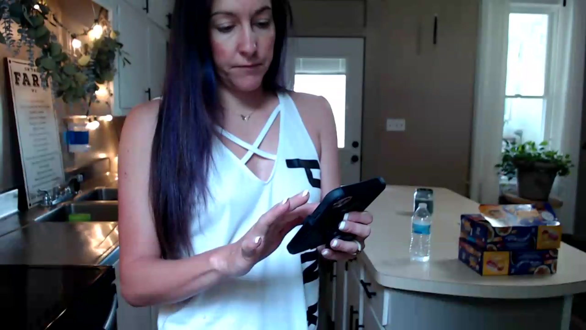 Gallery image thumbnail from FarmGirl__'s myfreecams stream on, 08/18/2026, 15:55 image 5 of 20