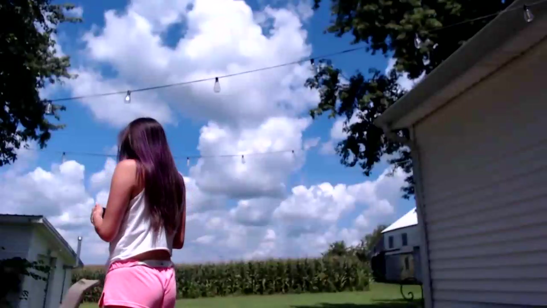 Gallery image thumbnail from FarmGirl__'s myfreecams stream on, 08/18/2026, 18:09 image 10 of 20
