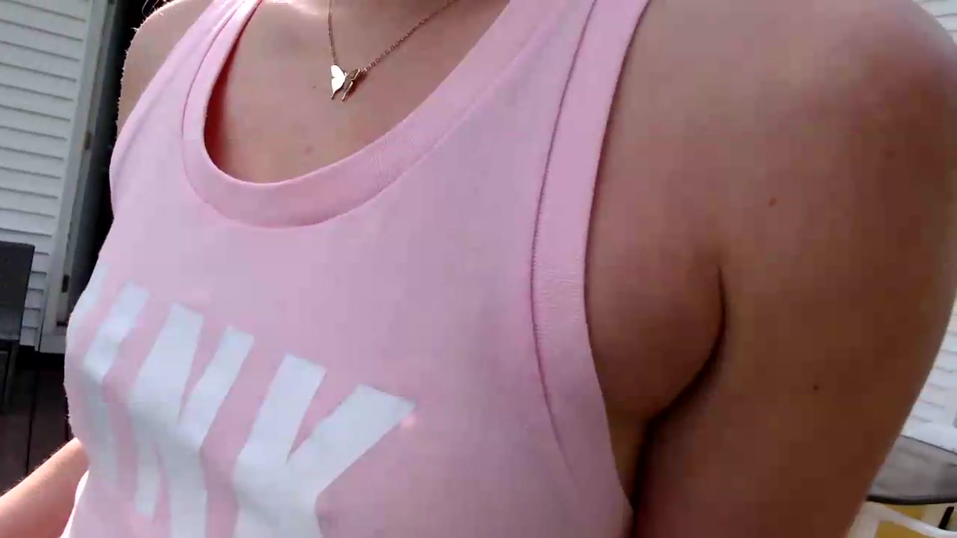Gallery image thumbnail from FarmGirl__'s myfreecams stream on, 08/19/2026, 13:56 image 14 of 20
