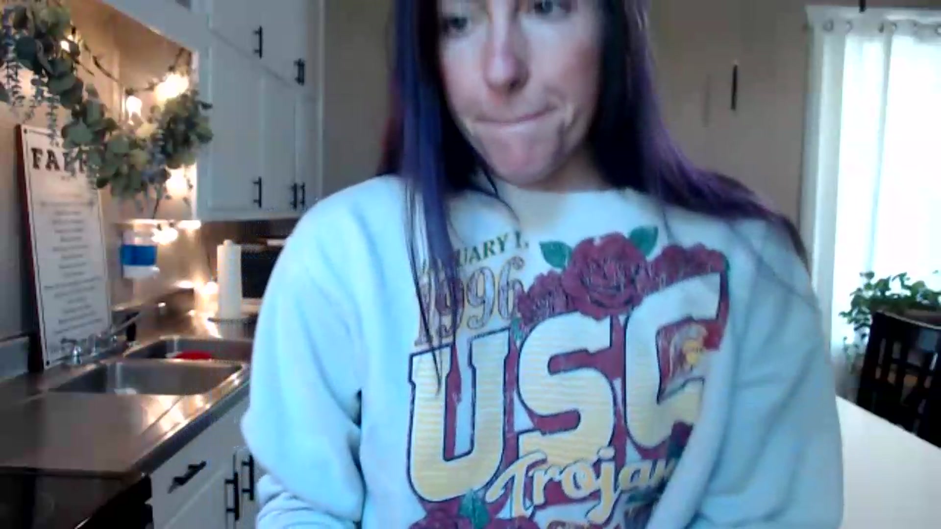 Gallery image thumbnail from FarmGirl__'s myfreecams stream on, 08/23/2026, 13:48 image 10 of 20