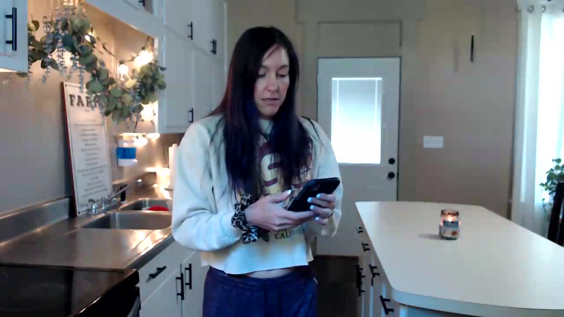Gallery image thumbnail from FarmGirl__'s myfreecams stream on, 08/23/2026, 14:25 image 10 of 20