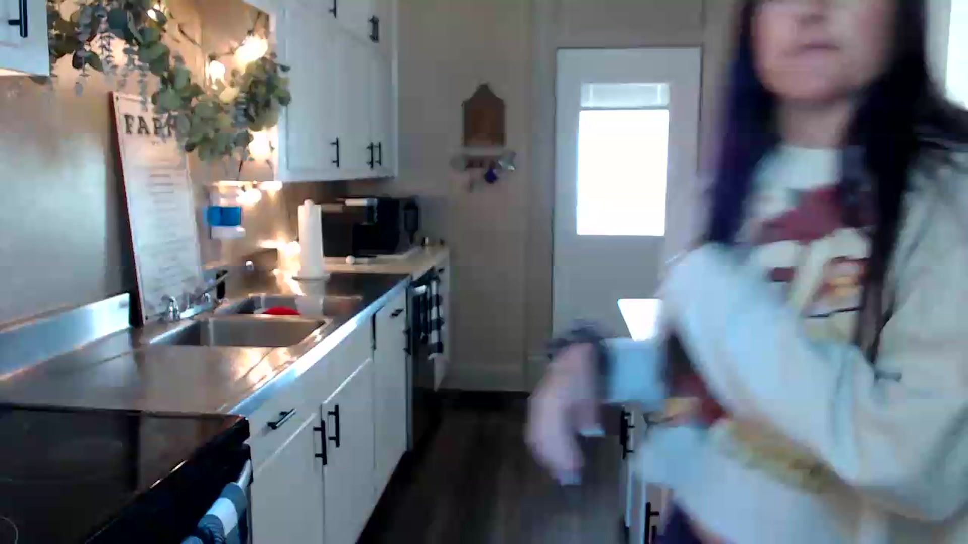 Gallery image thumbnail from FarmGirl__'s myfreecams stream on, 08/23/2026, 14:25 image 14 of 20