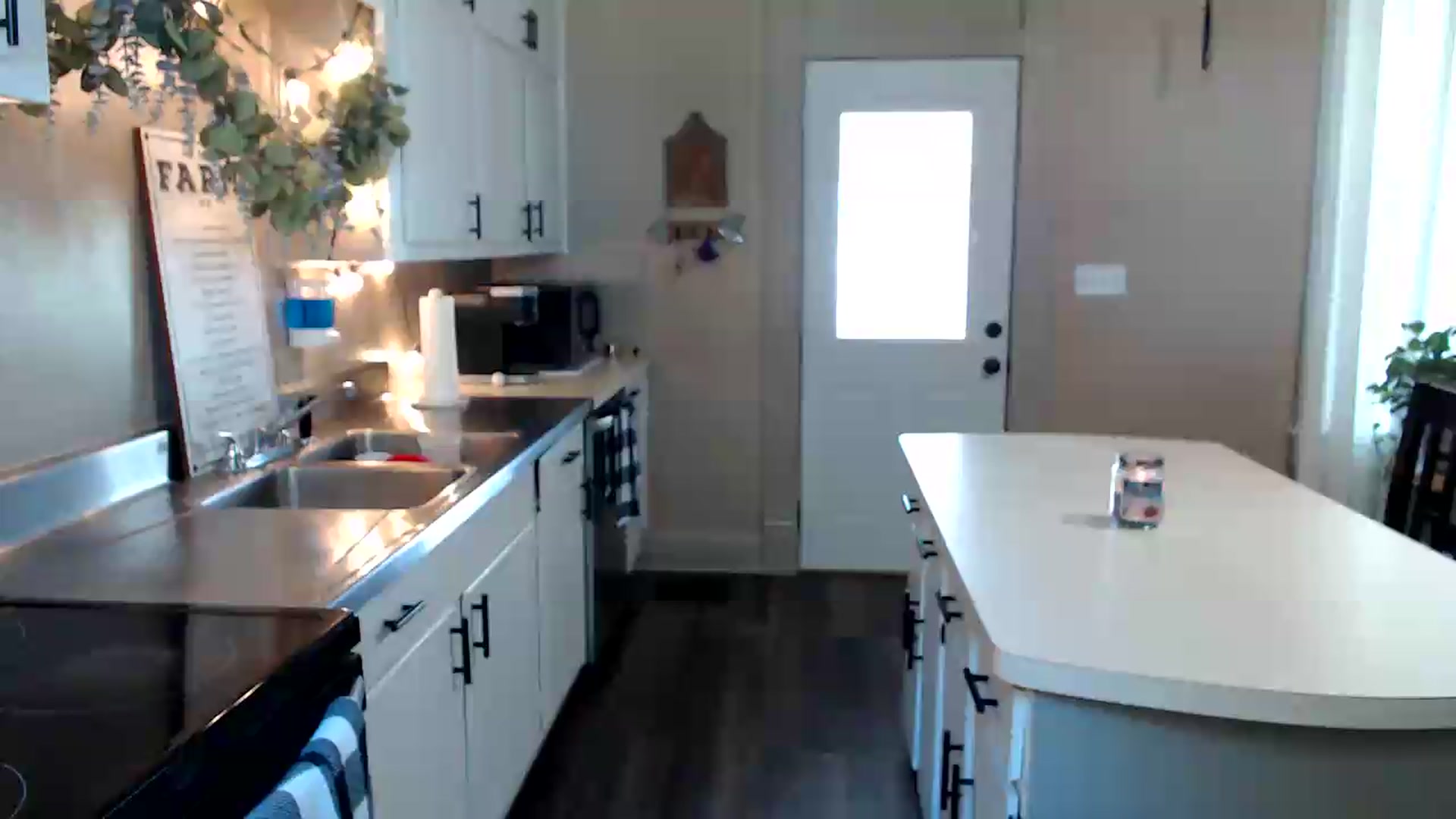 Gallery image thumbnail from FarmGirl__'s myfreecams stream on, 08/23/2026, 14:40 image 3 of 20
